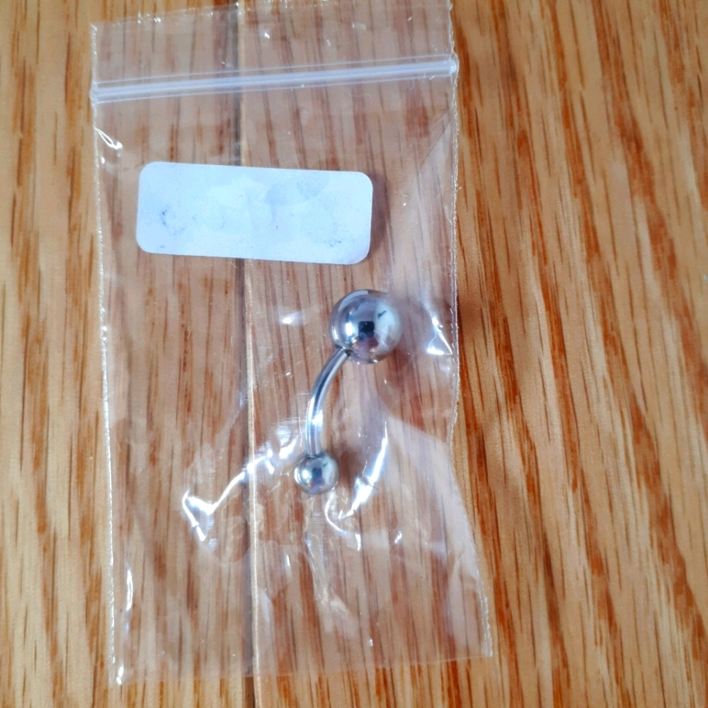 NWT bellybutton piercing jewelry - stainless steel - Picture 2 of 2